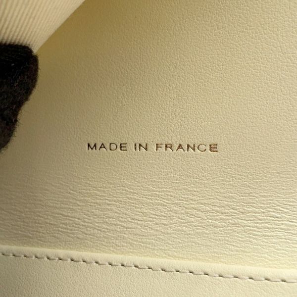 シャネル つ折り財布 クラシック スモール フラップ ウォレット キャビアスキン AP0231 CHANEL 財布