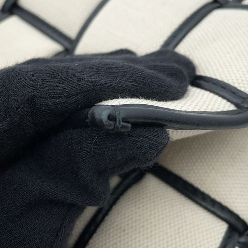 ボッテガヴェネタ ショルダーバッグ パデッドカセット 741451 BOTTEGA VENETA 黒