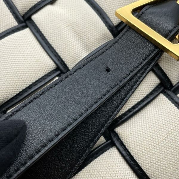 ボッテガヴェネタ ショルダーバッグ パデッドカセット 741451 BOTTEGA VENETA 黒