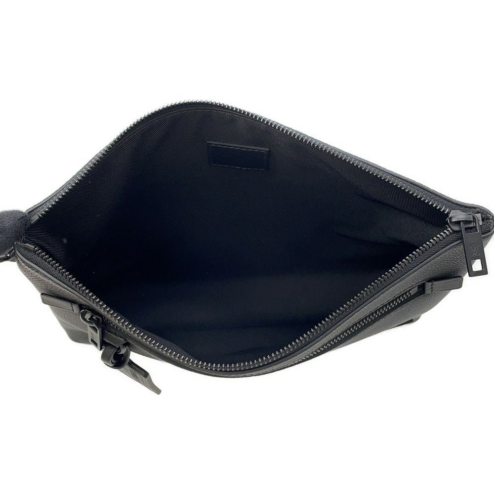 ルイヴィトン クラッチバッグ グレインレザー テイクオフ・ポーチ M69837 LOUIS VUITTON ブラック 黒