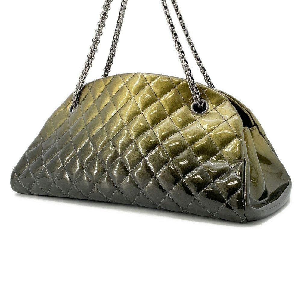 シャネル チェーンショルダーバッグ ココマーク マドモアゼル チェーンボーリングバッグ パテントレザー CHANEL バッグ