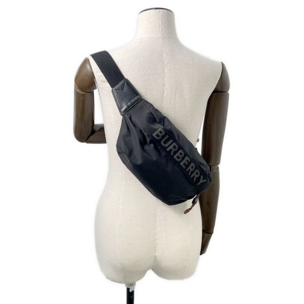 バーバリー ボディバッグ ロゴ ナイロン 8025668 BURBERRY ウエストポーチ 黒