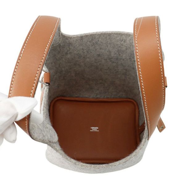 エルメス ハンドバッグ ピコタンロックPM グリスペール/ゴールド/シルバー金具 フェルト/スイフト  Y刻印