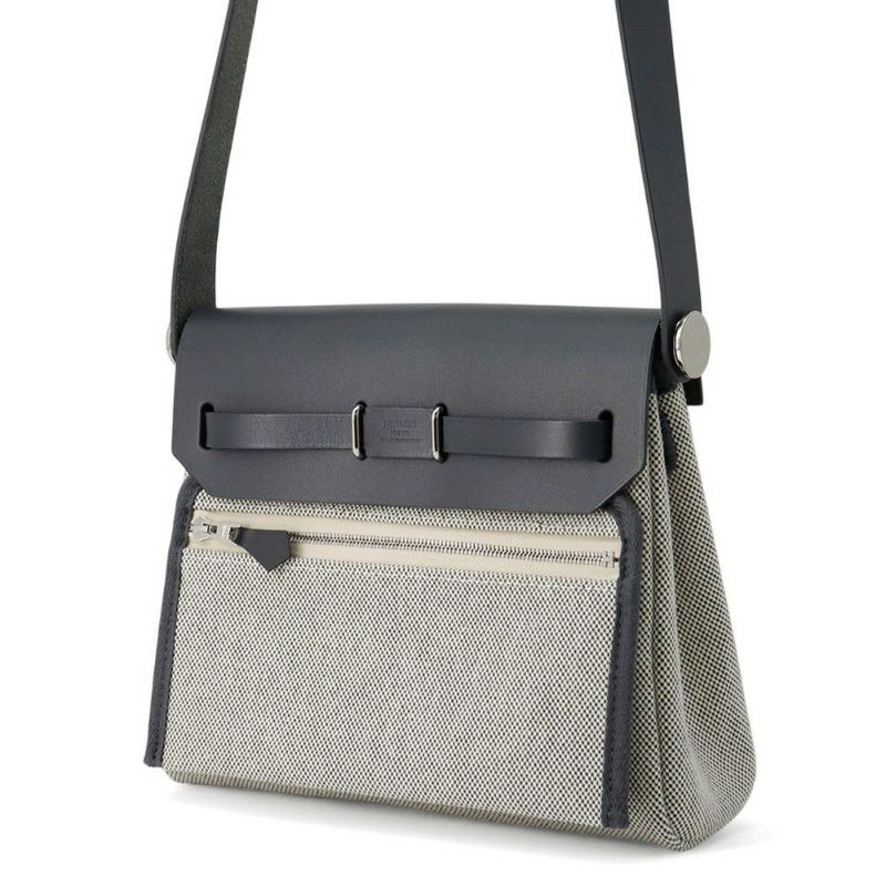 エルメス ショルダーバッグ エールバッグジップ ミニ アルドワーズ/エクリュ/シルバー金具トワルミリタリー/ヴァッシュハンター W刻印