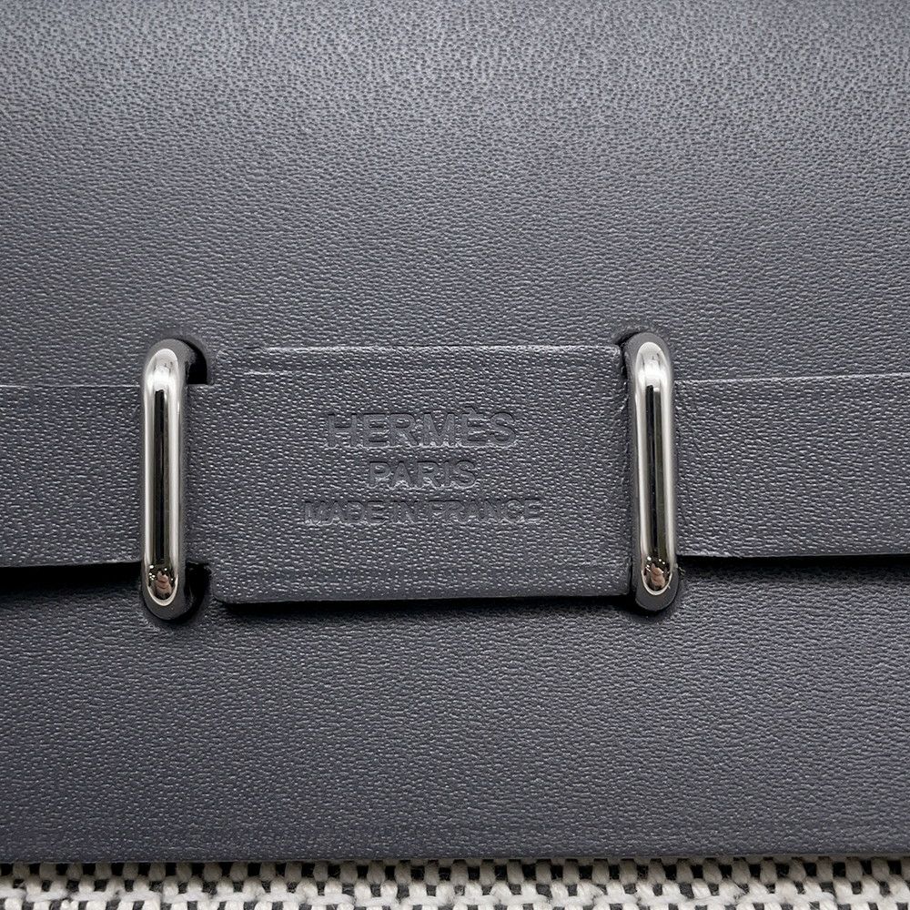 エルメス ショルダーバッグ エールバッグジップ ミニ アルドワーズ/エクリュ/シルバー金具トワルミリタリー/ヴァッシュハンター W刻印