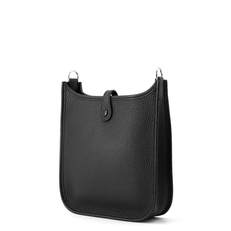 エルメス エブリンTPM アマゾン ブラック/シルバー金具 トリヨンクレマンス W刻印 黒