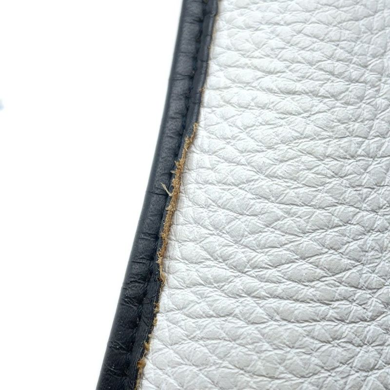 エルメス ショルダーバッグ ヴェスパPM ブラック/ホワイト/シルバー金具 トリヨンクレマンス □C刻印