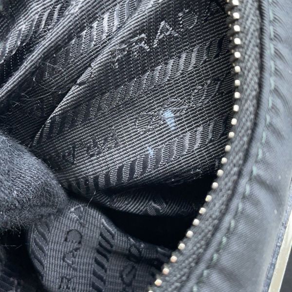 プラダ ショルダーバッグ Re-Edition 2005 Re-Nylon ナイロン 1BH204 PRADA 黒