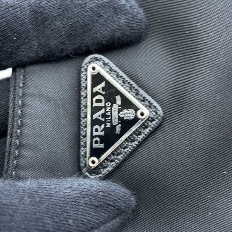 プラダ ショルダーバッグ Re-Edition 2005 Re-Nylon ナイロン 1BH204 PRADA 黒