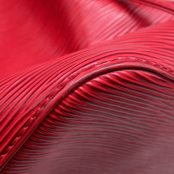 ルイヴィトン ショルダーバッグ エピ プチ・ノエ M59017 LOUIS VUITTON バッグ