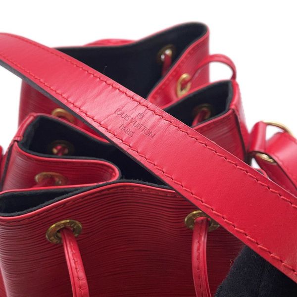 ルイヴィトン ショルダーバッグ エピ プチ・ノエ M59017 LOUIS VUITTON バッグ