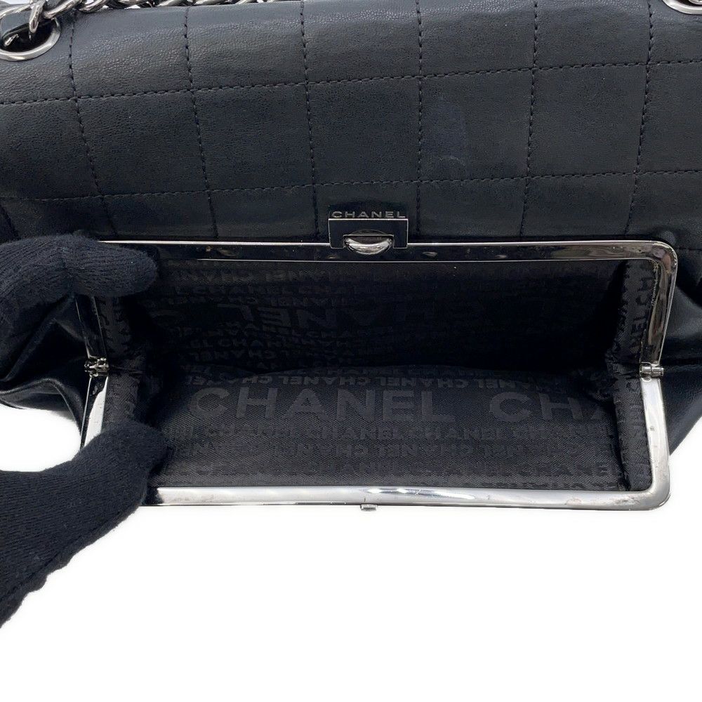 シャネル チェーンショルダーバッグ チョコバー ラムスキン CHANEL バッグ Wチェーン 黒