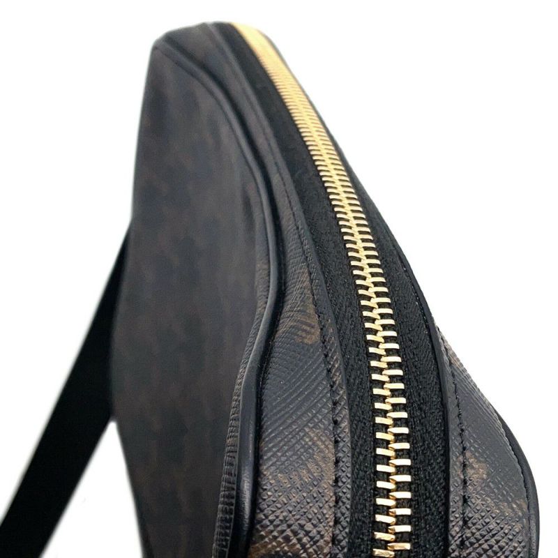 セリーヌ ショルダーバッグ トリオンフ ホリゾンタル ミディアム メッセンジャーバッグ PVC/レザー 194502CIM.38NO CELINE 黒