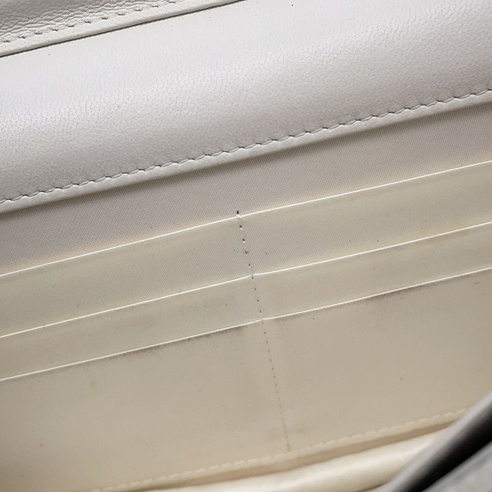 シャネル チェーンウォレット マトラッセ ココマーク ツイード レザー CHANEL 財布 白