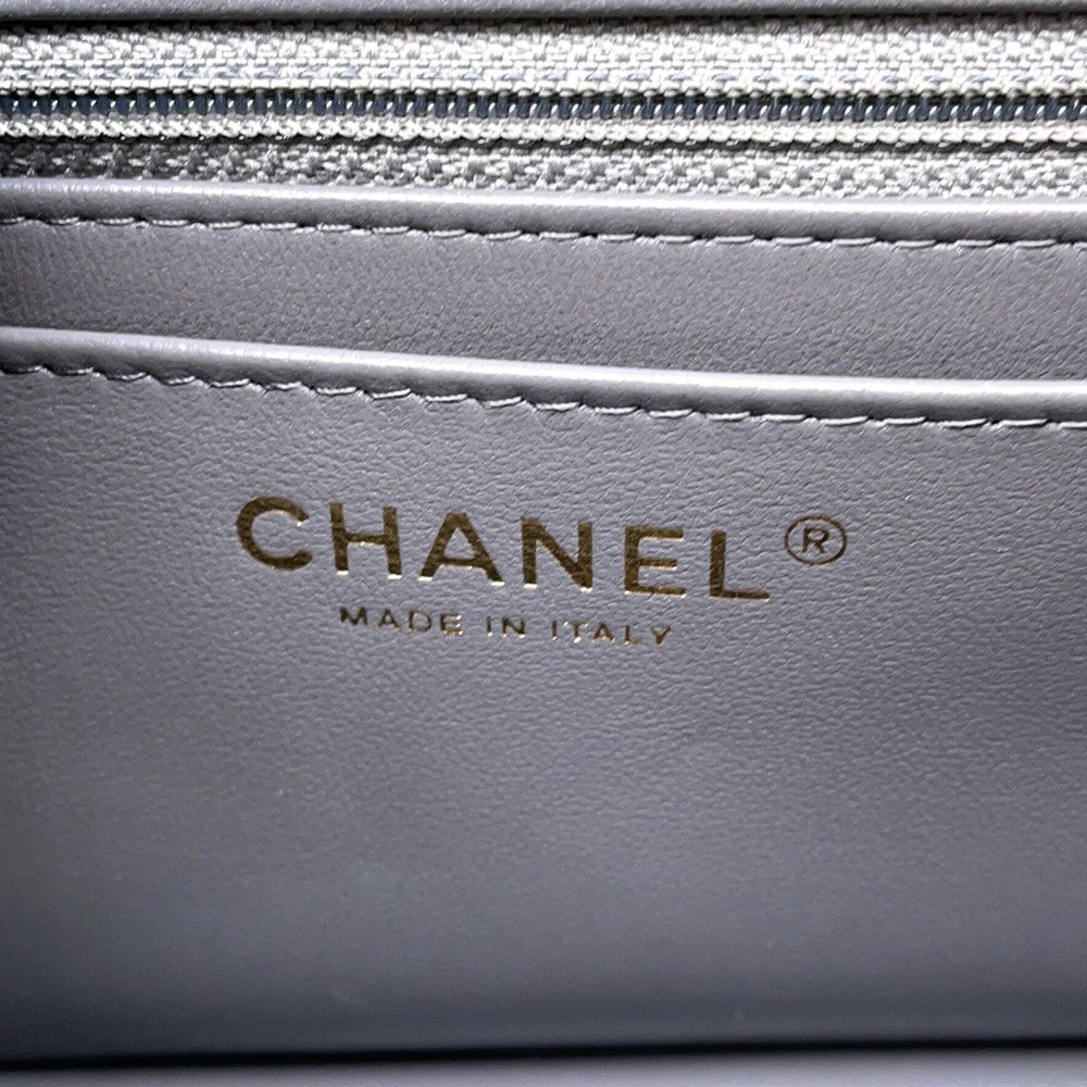 シャネル チェーンショルダーバッグ マトラッセ ココマーク ラムスキン ミニマトラッセ A35200 CHANEL シングルチェーン