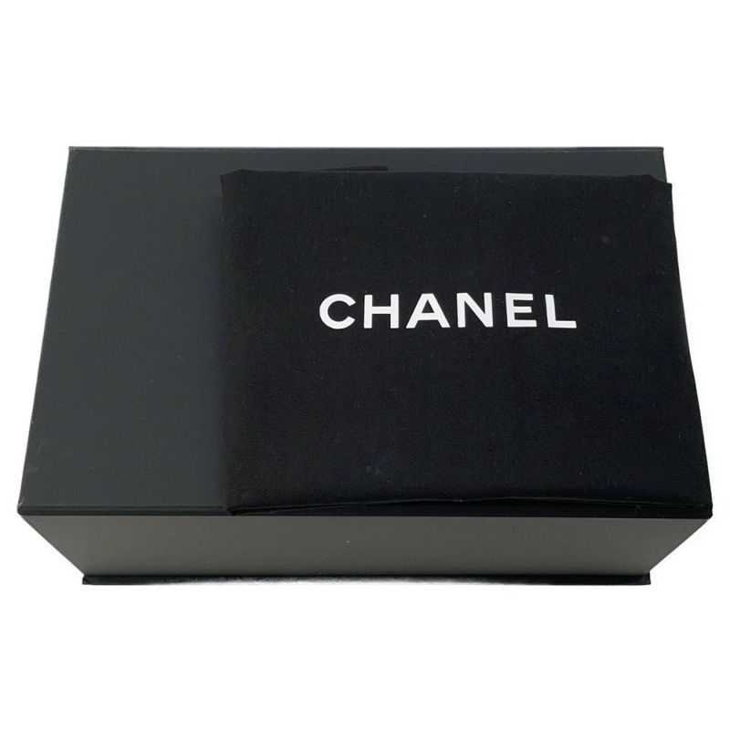 シャネル チェーンショルダーバッグ ココマーク マトラッセ ラムスキン A69900 CHANEL ミニ フラップ バッグ 黒