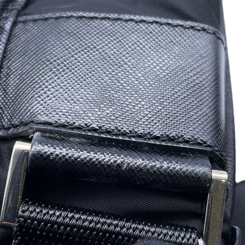 プラダ ショルダーバッグ サフィアーノ ロゴ ナイロン PRADA メッセンジャーバッグ 黒