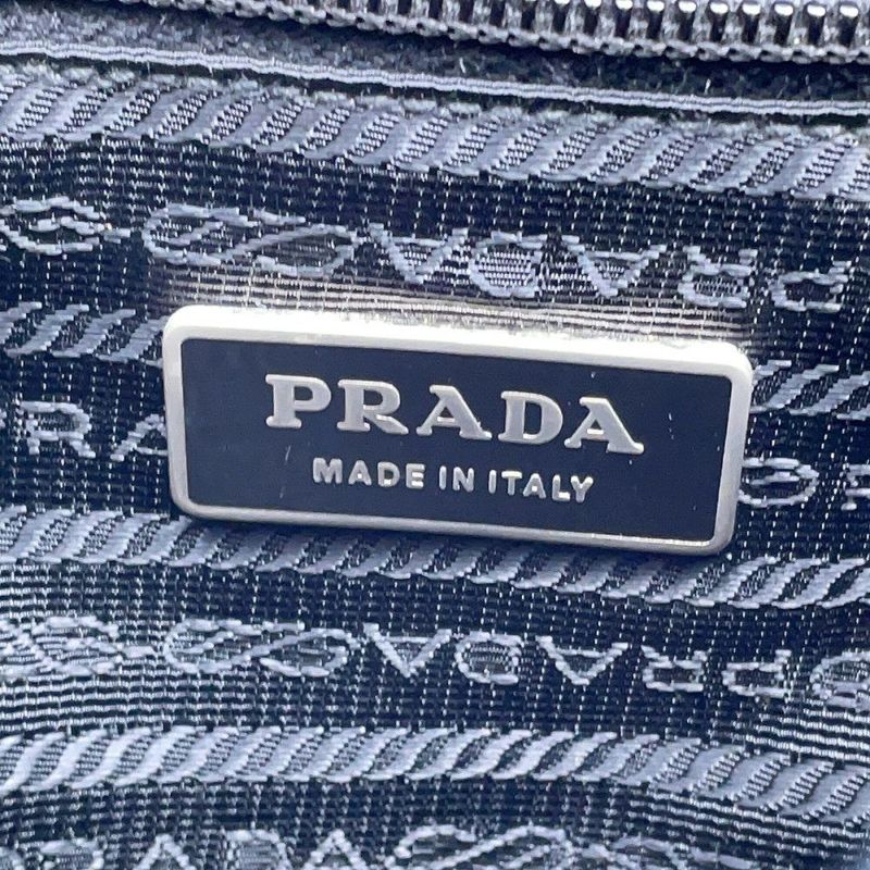 プラダ ショルダーバッグ サフィアーノ ロゴ ナイロン PRADA メッセンジャーバッグ 黒