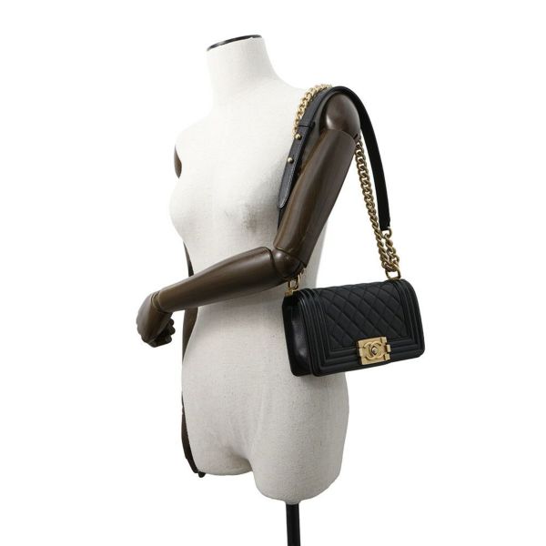 シャネル チェーンショルダーバッグ ボーイシャネル スモール マトラッセ ココマーク A67085 BOY CHANEL 黒