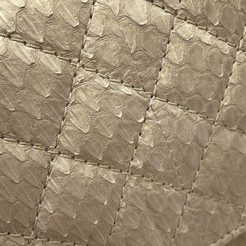 シャネル チェーンショルダーバッグ マトラッセ ココマーク パイソン A68204 CHANEL