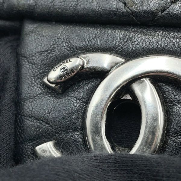 シャネル チェーンショルダーバッグ マトラッセ ココマーク レザー CHANEL 黒