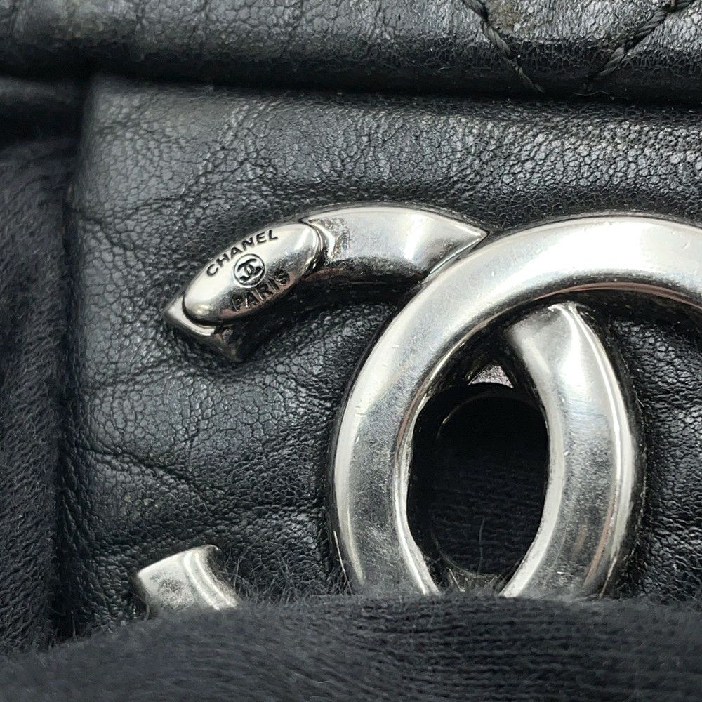 シャネル チェーンショルダーバッグ マトラッセ ココマーク レザー CHANEL 黒