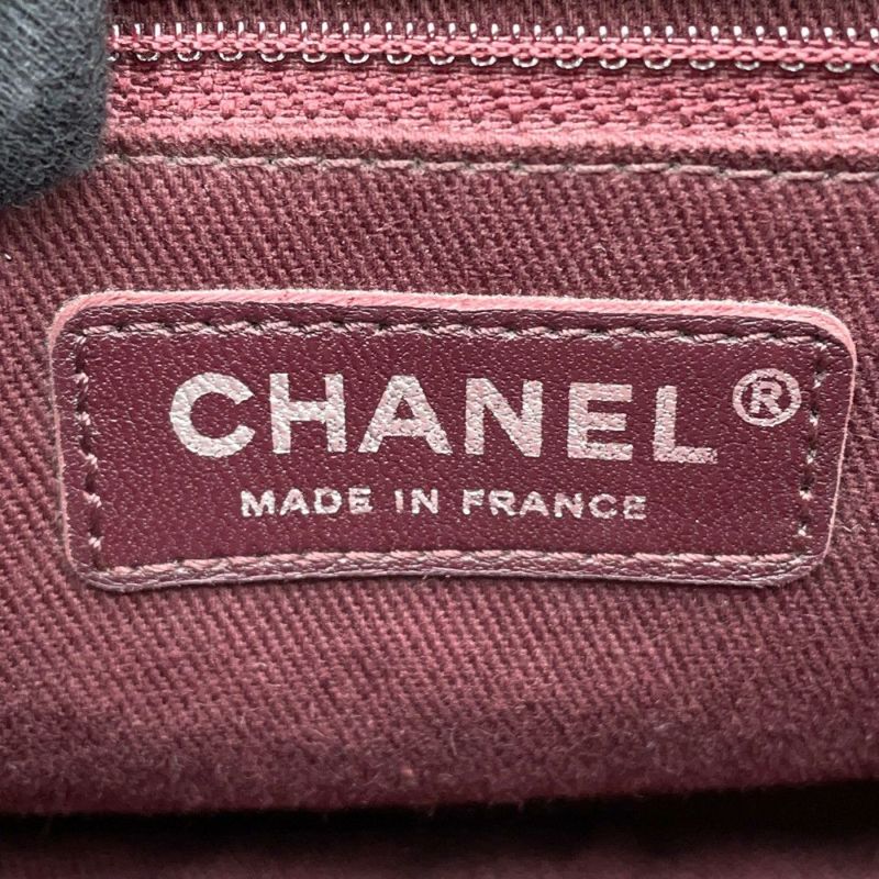 シャネル チェーンショルダーバッグ マトラッセ ココマーク レザー CHANEL 黒
