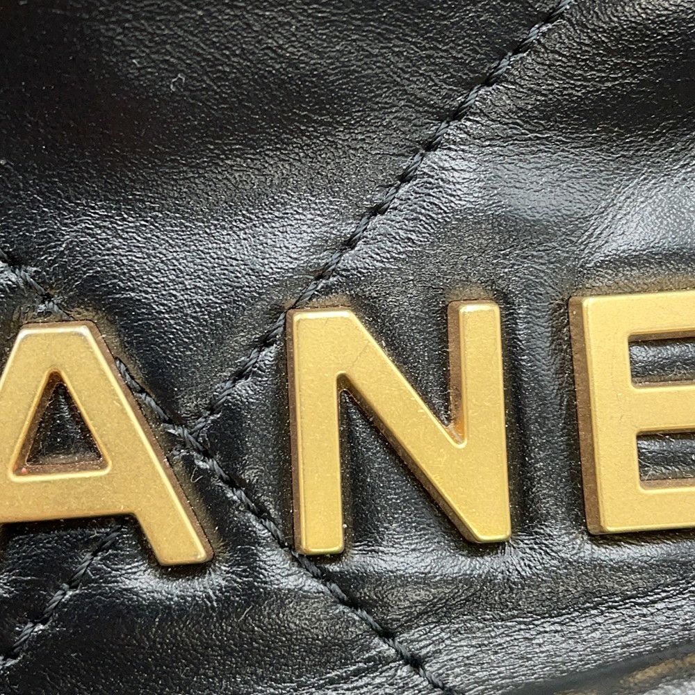 シャネル ハンドバッグ CHANEL 22 ミニ ココマーク シャイニーカーフレザー AS3980 CHANEL 2way 黒