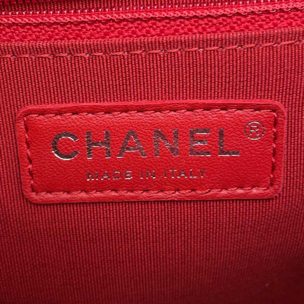 シャネル チェーンショルダーバッグ マトラッセ ココマーク チェーンアラウンド ヴィンテージカーフレザー