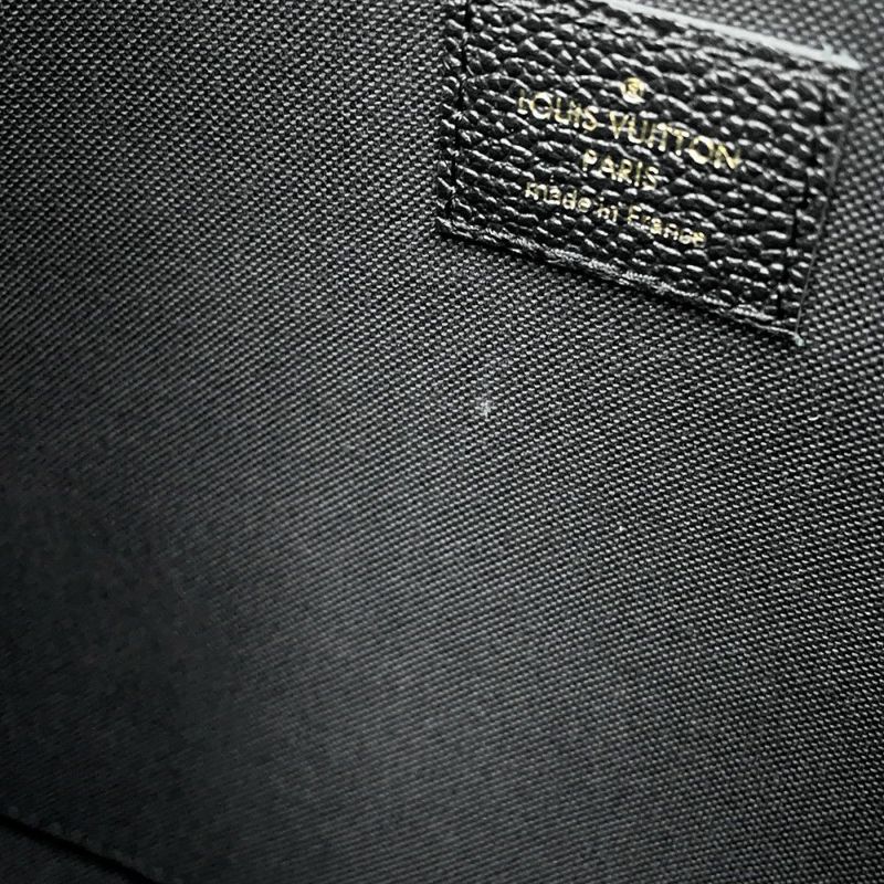 ルイヴィトン クラッチバッグ モノグラム・アンプラント デイリーポーチ M62937 LOUIS VUITTON ブラック 黒