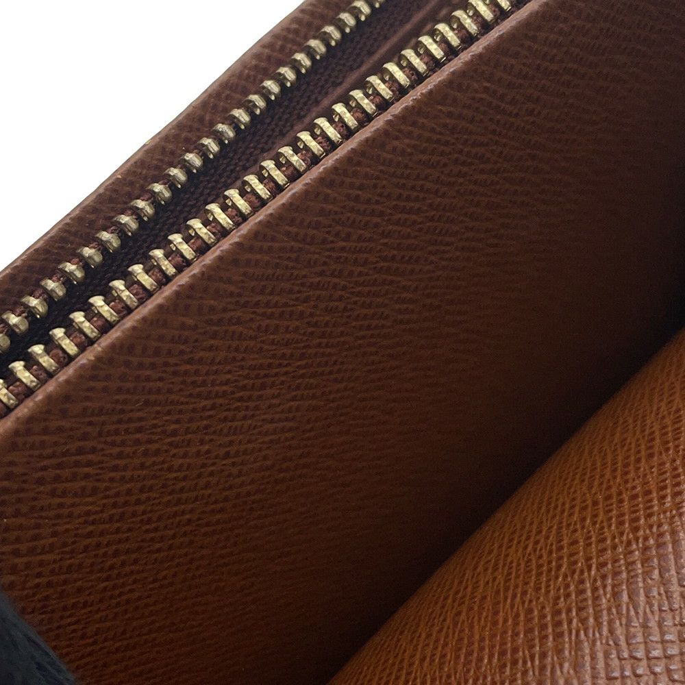 ルイヴィトン 二つ折り財布 モノグラム ポルトモネ・ビエ・トレゾール M61730 LOUIS VUITTON ヴィトン