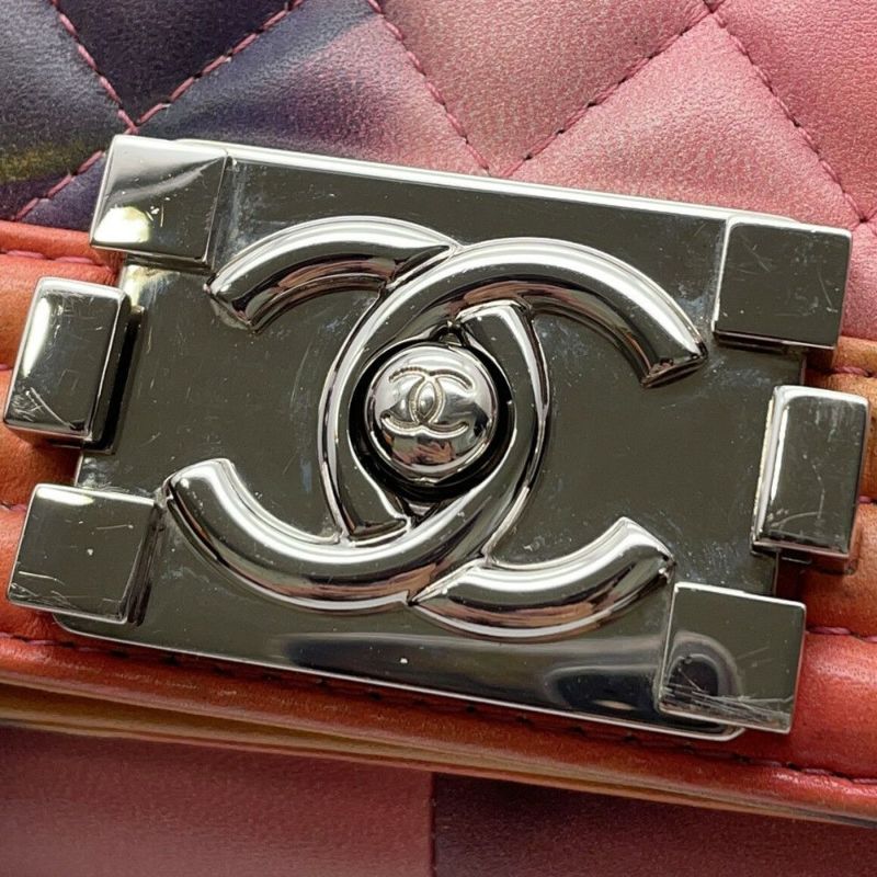 シャネル チェーンショルダーバッグ ボーイシャネル ラムスキン A67086 CHANEL