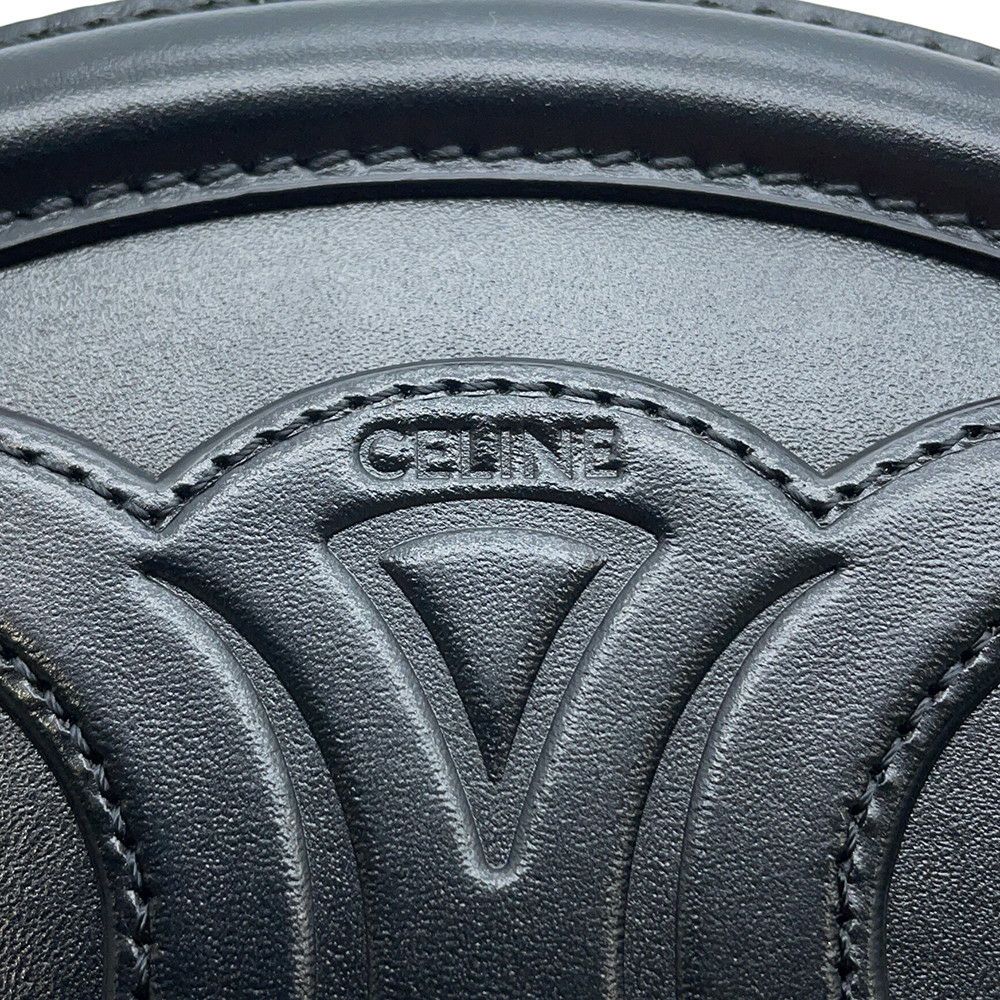 セリーヌ ショルダーバッグ オーバルパース キュイルトリオンフ 10I703DPQ CELINE バッグ 黒
