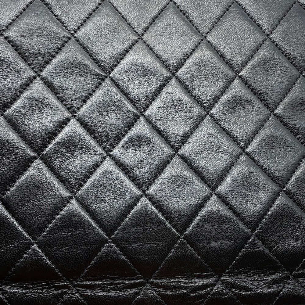 シャネル チェーンショルダーバッグ マトラッセ ココマーク プッシュロック ラムスキン CHANEL 黒