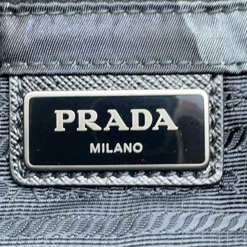 プラダ メッセンジャーバッグ TESSUTO CAMOUFL 三角ロゴ ナイロン PRADA VA0768 ショルダーバッグ 斜めかけ 迷彩柄 黒