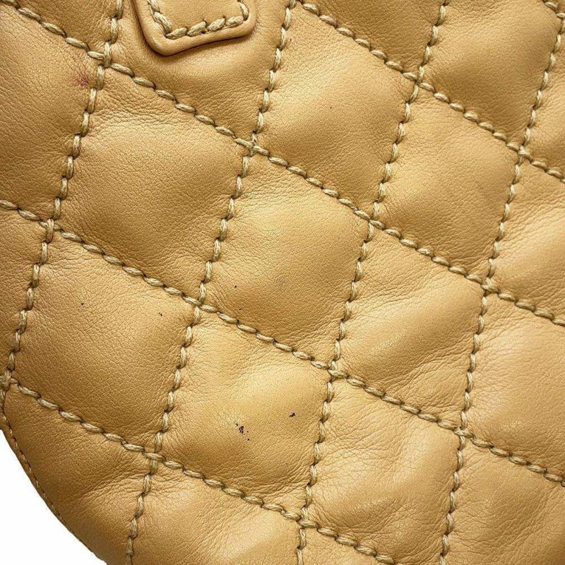 シャネル トートバッグ ワイルドステッチ ココマーク マトラッセ A18126 CHANEL バッグ