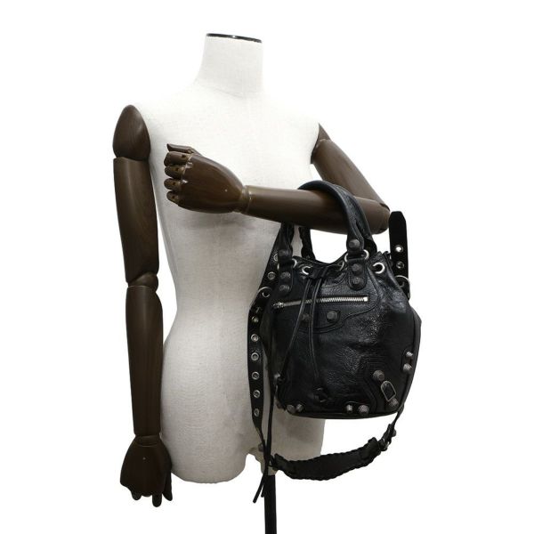 バレンシアガ ハンドバッグ ル カゴール スモール バケット 702432 BALENCIAGA 2wayショルダー 黒