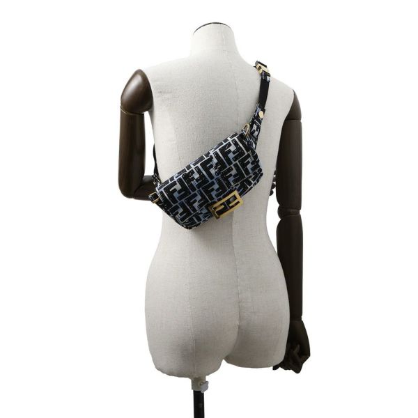 フェンディ ショルダーバッグ ジョシュアヴィーダス コラボ ズッカ ミニ バゲット ナイロン 
8BR784 FENDI ボディバッグ 黒