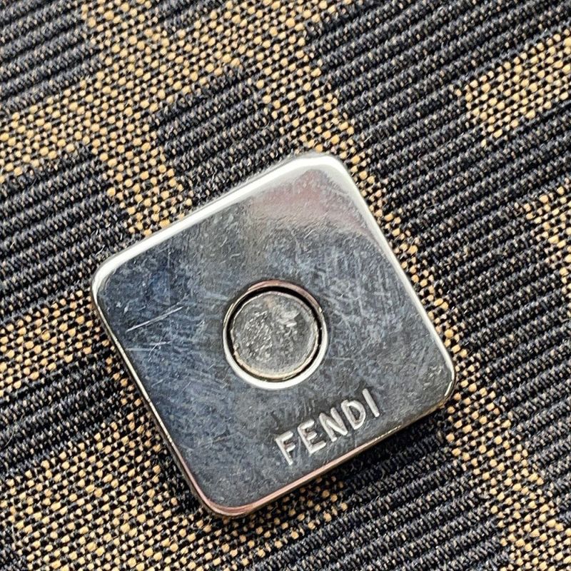 フェンディ ショルダーバッグ ズッカ キャンバス レザー FENDI バッグ
