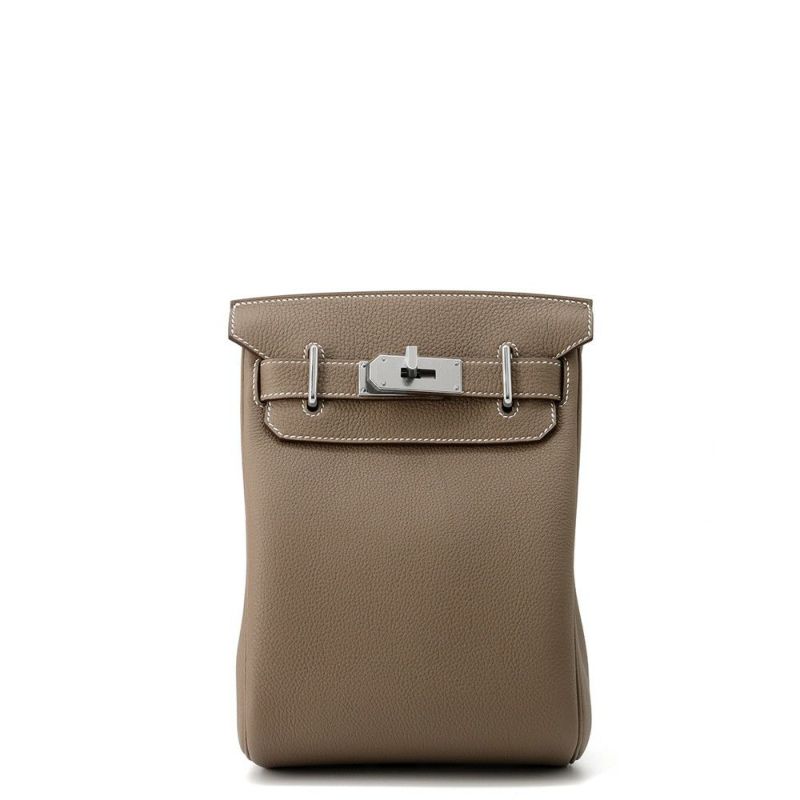 エルメス ボディバッグ ケリー アッカドPM エトゥープ/シルバー金具 トゴ K刻印 メンズ