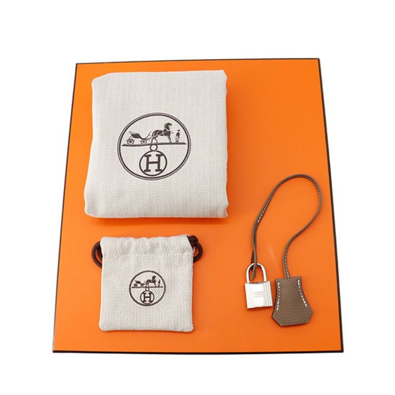 エルメス ボディバッグ ケリー アッカドPM エトゥープ/シルバー金具 トゴ K刻印 メンズ