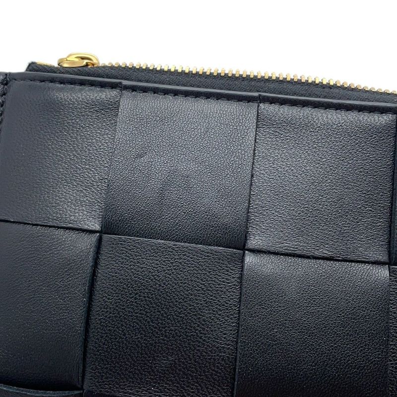 ボッテガヴェネタ 二つ折り財布 マキシ イントレチャート 667130 BOTTEGA VENETA 黒