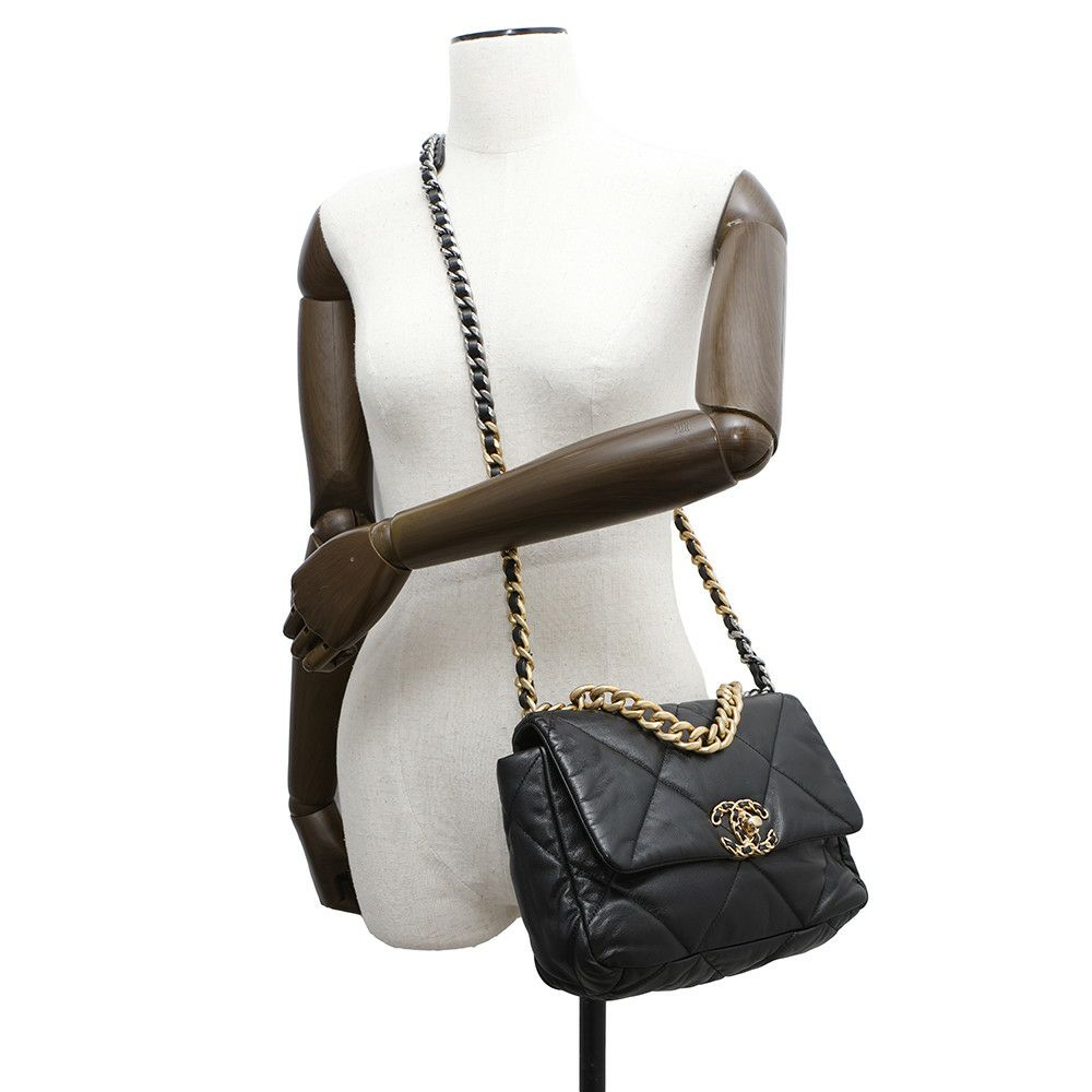 シャネル チェーンショルダーバッグ 19 フラップ バッグ ココマーク ラムスキン AS1160 CHANEL 2way 黒