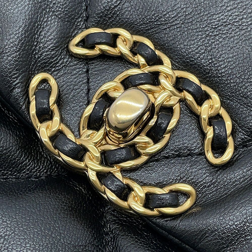 シャネル チェーンショルダーバッグ 19 フラップ バッグ ココマーク ラムスキン AS1160 CHANEL 2way 黒