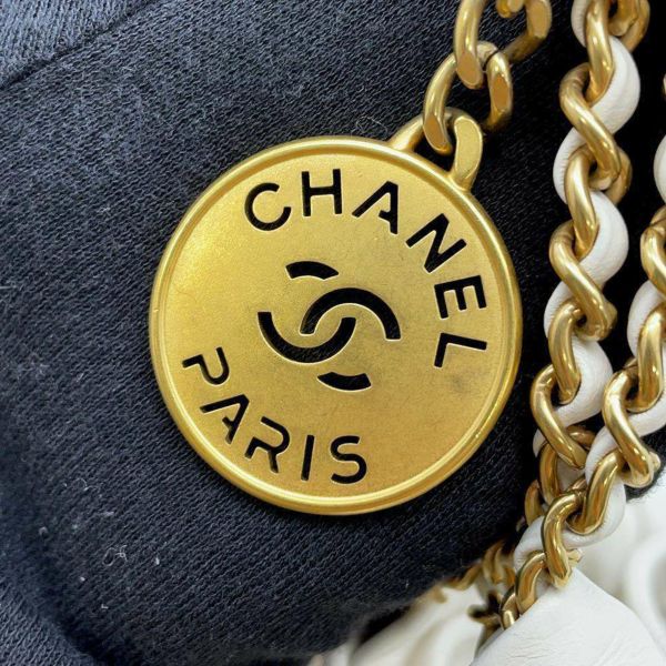 シャネル ハンドバッグ CHANEL 22 ミニ ココマーク シャイニーカーフレザー AS3980 2way 白