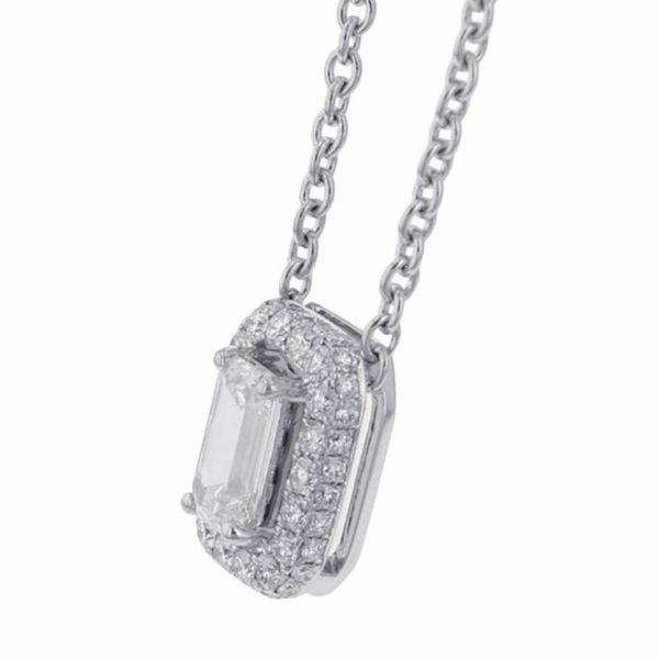 グラフ ネックレス アイコン ダイヤモンド エメラルドカット 中石0.52ct 48P 計0.30ct K18WG ペンダント GIA鑑定書付き