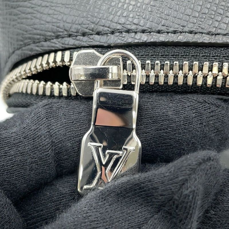 ルイヴィトン ボディバッグ モノグラム・エクリプス タイガ アウトドア・スリングバッグ M30741 ブラック 黒 タイガラマ