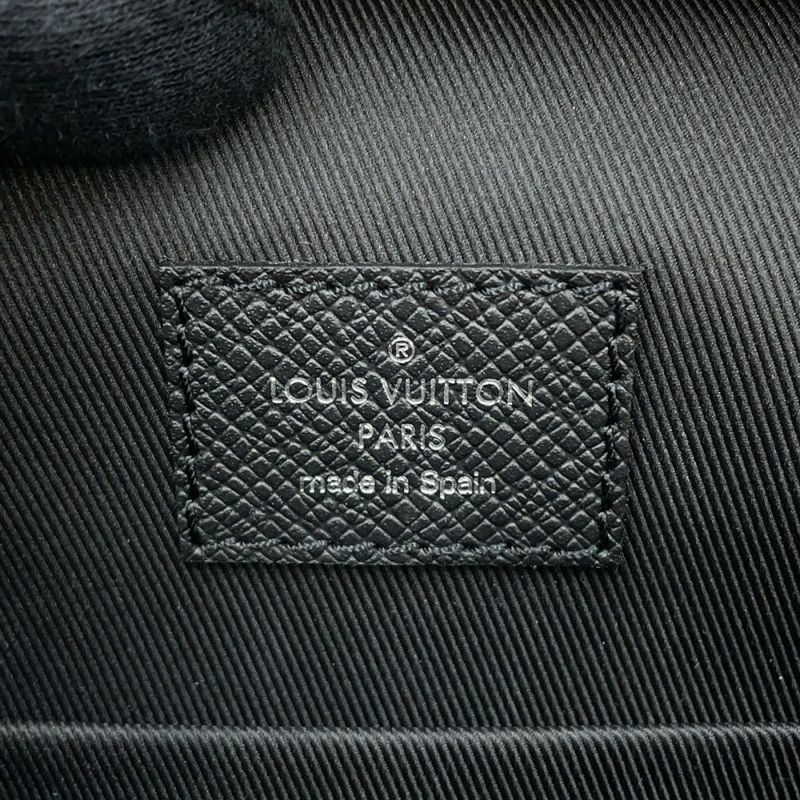 ルイヴィトン ボディバッグ モノグラム・エクリプス タイガ アウトドア・スリングバッグ M30741 ブラック 黒 タイガラマ