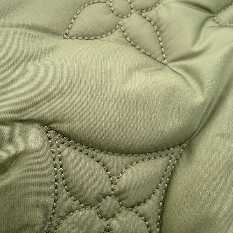 ルイヴィトン ショルダーバッグ モノグラム LVピロー マキシ ミュルティ・ポシェット・アクセソワール M58977 LOUIS VUITTON