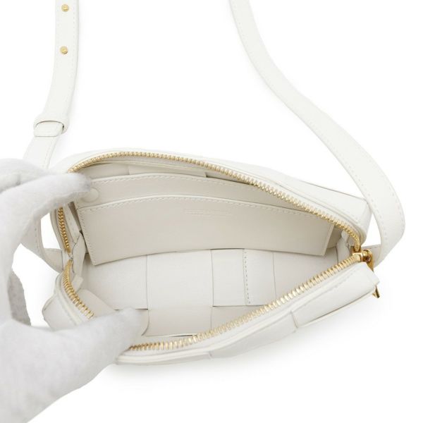 ボッテガヴェネタ ショルダーバッグ マキシイントレチャート カセット ミニ レザー 755031 BOTTEGA VENETA ポシェット 白